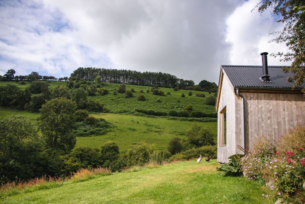 2nt Welsh cabin stay in Upper Wye Valley